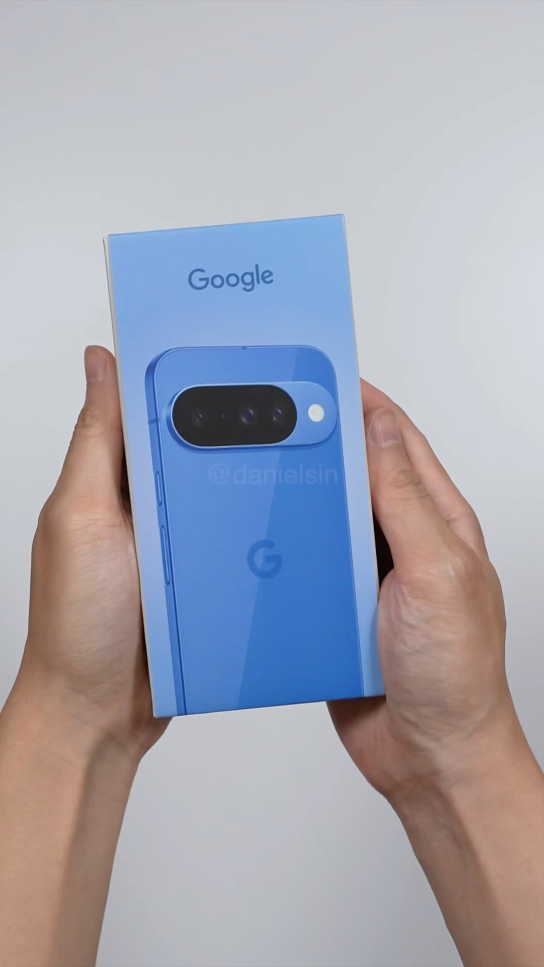 Pixel 10 in Indigo Unboxing! - YouTube