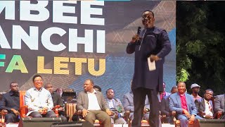 MLEZI WA MANABII WOTE NCHINI BILA WOGA AWATAJA MANABII FAKE  MBELE YA VIONGOZI/WAPUUZIWE  HAWAFAI