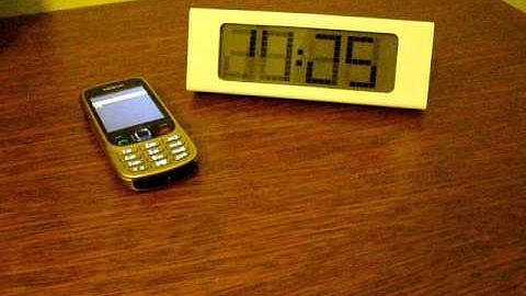 Ikea VIKIS clock + cellular phone = Error