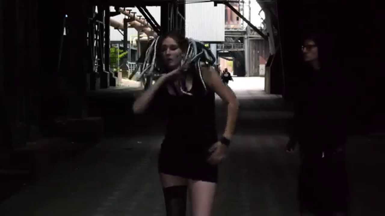 Centhron - Ich bin ein Gott presented by Military Dance Crew