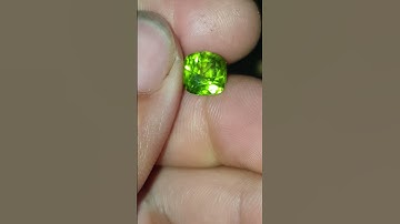 Peridot xanh Gia Lai sáng đẹp #gem #ruby #sapphire giá 600k #blackpink