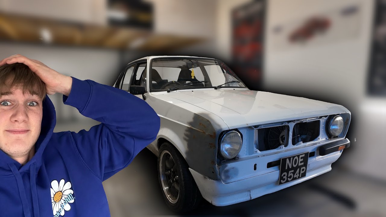 Я восстановил разбитый Ford Escort MK2.