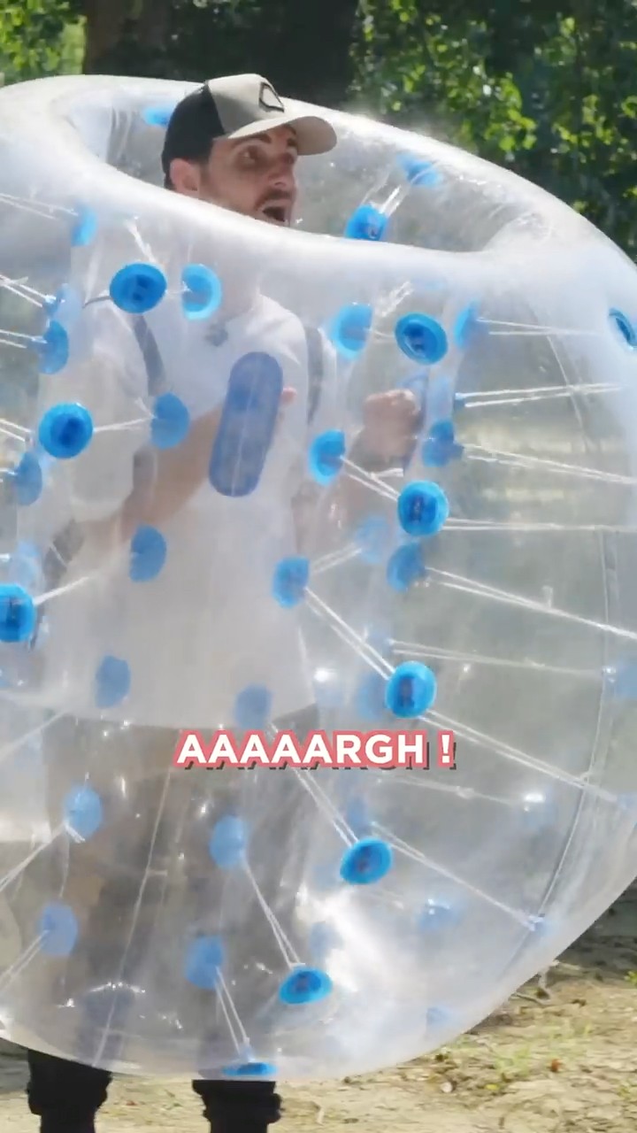 Plutôt bubble foot ou escalade ? #amixem #sports #shorts