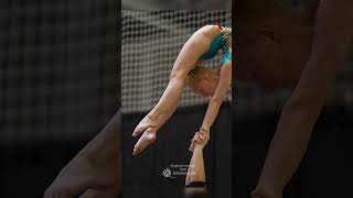 Información WOW...look how flexible she is  #acrobat #sportakrobatik #circus #gymnastics Guía