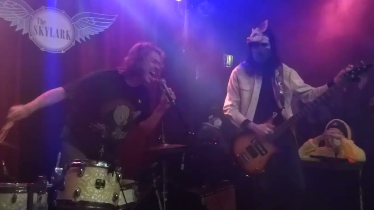 Asterhouse - Another Brick in the Wall (Live 10/30/2021)