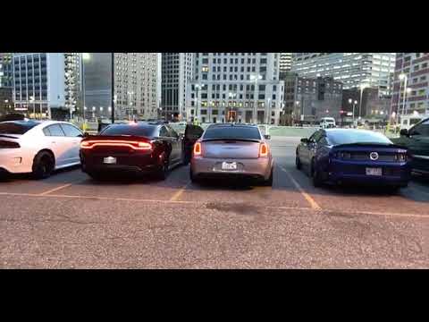 Dodge Charger Scat Pack VS Chrysler 300 SRT Hellcat exhaust sound/Rev
