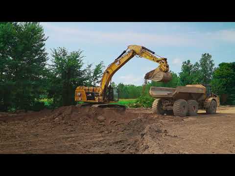 Next Gen 349 Loading Off Road Trucks