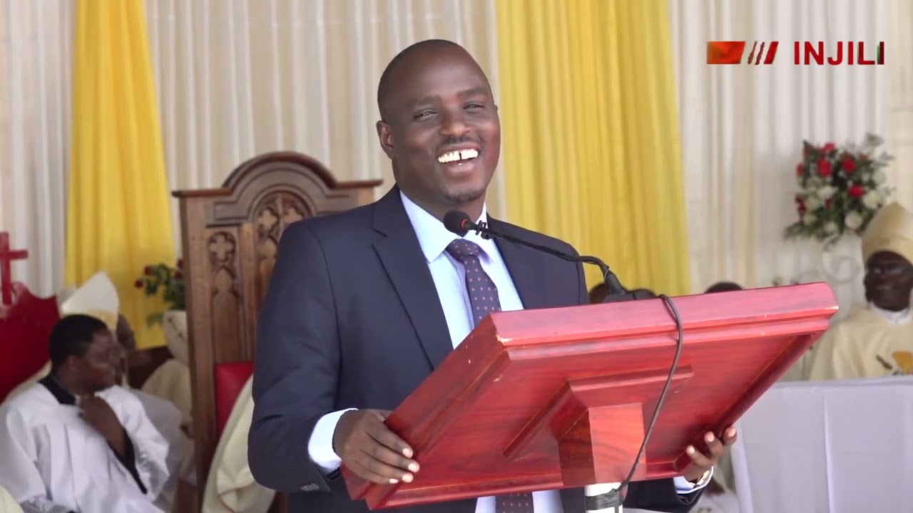 Tazama hotuba ya naibu waziri mkuu Dkt. Dotto Biteko ilivyowavunja mbavu waamini wa jimbo kuu Tabora