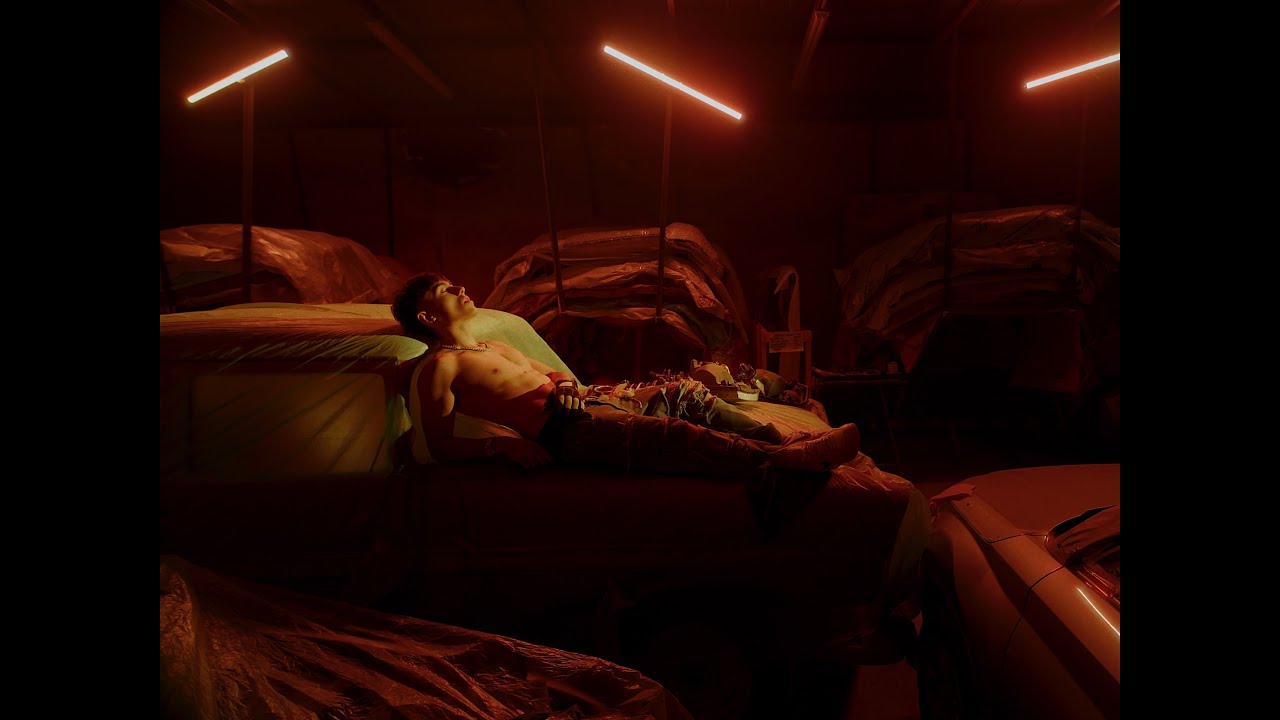 Benja Valencia - Asiento Pá Trás APT (Videoclip Oficial)