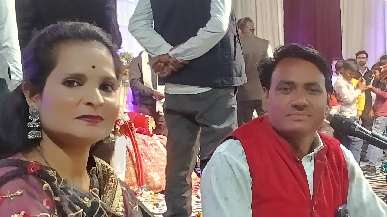 Hero bundeli studio लाइव है!