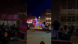 Santa claus🎅🎁 Christmas preparations  2023 🎄Woodland California🇺🇸 #shorts #viral #christmas