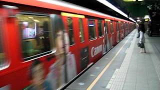 台北捷運C321型Canon彩繪車進站(永春).avi
