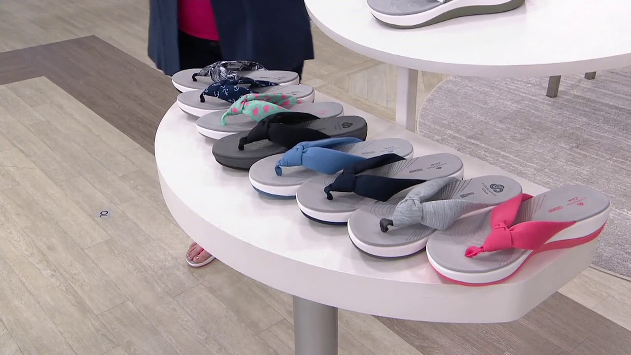 CLOUDSTEPPERS by Clarks Jersey Thong Sandals - Arla Glison on QVC - YouTube