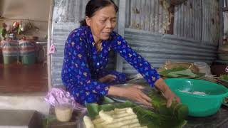 Sticky and Glutinous Rice Cakes Preparation For Tet 2020.