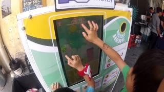 MonJi Interactive recycle machine