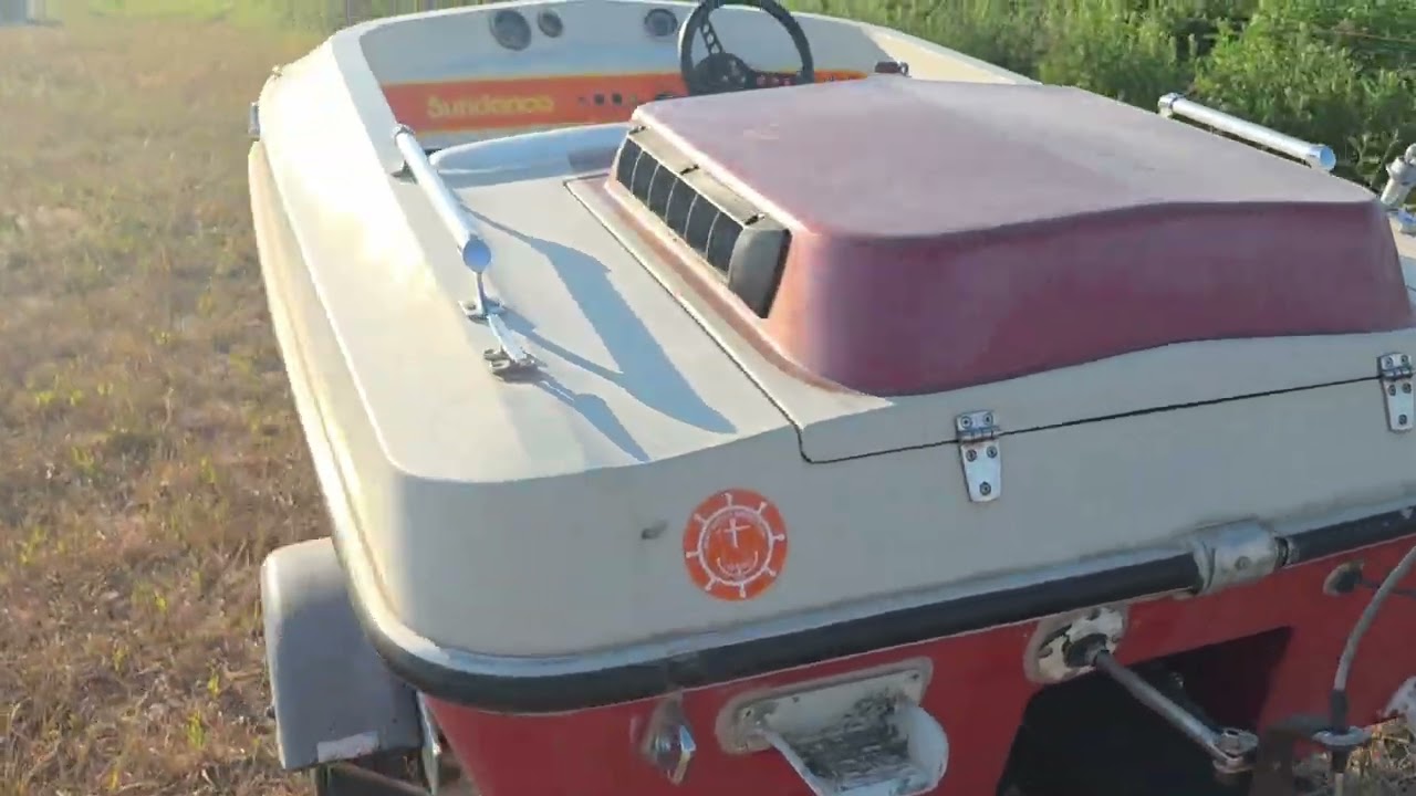 1981 Larson Sundance Mini Jet Boat!!! - YouTube