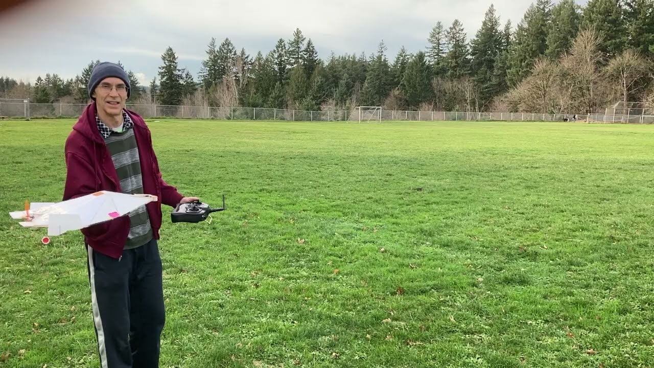 Flight of RC model FMX-4 Facetmobile pusher at high angle of attack