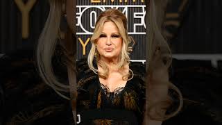 #JenniferCoolidge hits the Emmys red carpet #Emmys #WhiteLotus #awardshow