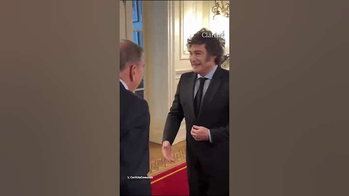El momento del saludo entre Javier Milei y Edmundo González Urrutia