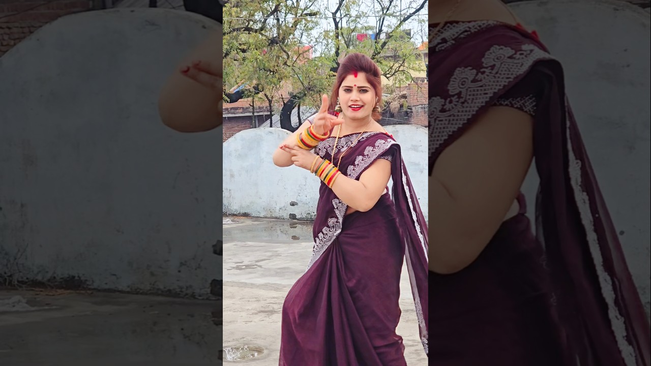 Mujhse Kabhi Na Puchna Ghar Hai Mera Kahan 