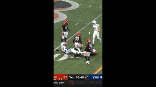 Zack Moss catches for a 15-yard Gain vs. Cincinnati Bengals