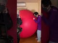 世界最大級の風船･･･針を刺しても破裂しない方法とは？ #Shorts