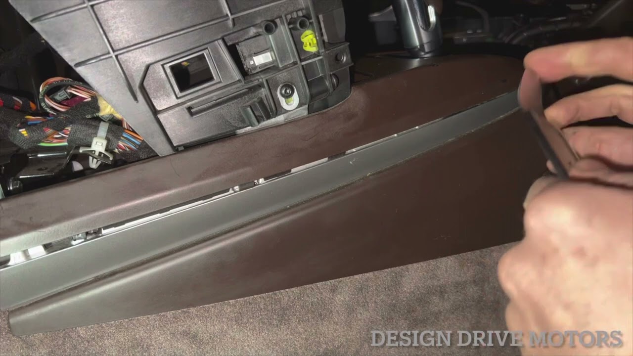 911 997.2 Center console, PDK shift knob shifter, lower cover, Sub woofer, airbag module removal