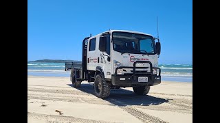 Isuzu NPS 4X4 CrewCab RV