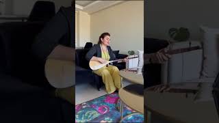Nilüfer Sarıtaş Küstüm Şu Aleme