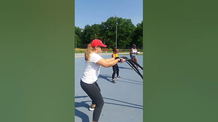 A2K fitness Battle ropes Jennifer Marrero/Janine G...