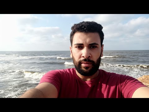 في انتظار صيد الداقنيش علي شاطئ ادكو مهم جدا الفديو