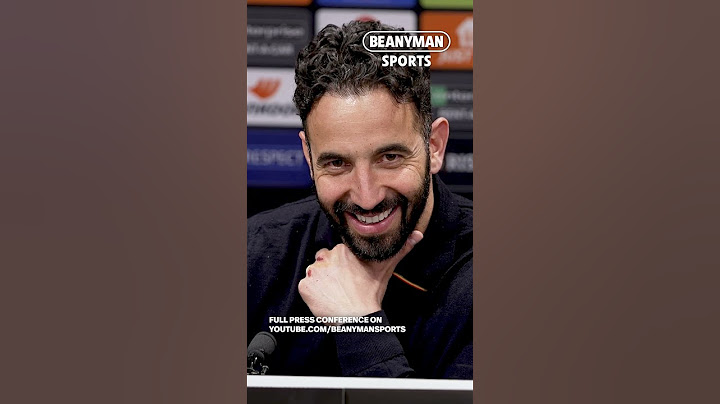 Ruben Amorim's hand is a MESS!  Did he punch that TV at half-time again? 😳