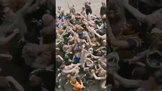 Raining Eggs for FREE Gat