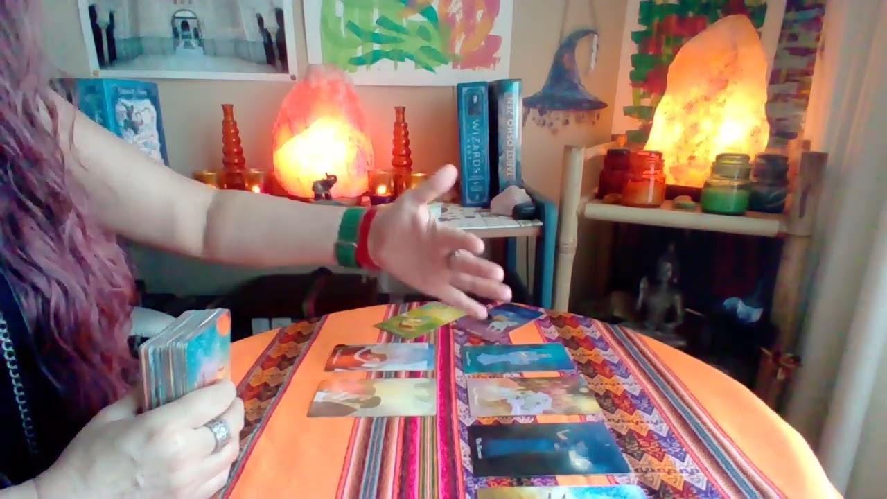 ACUARIO!! 🔮 Tienes un presente pleno, hermoso!! Alguien que te dejó ir piensa en ti!!