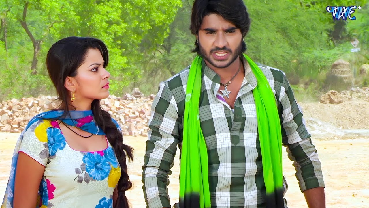 चिंटू पांडे देखिये कैसे निधि झा लूलिया को बचाया गुंडे से