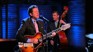 Sleigh Ride by John Pizzarelli on Conan 12/21/2011 chords