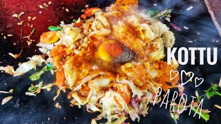 Chicken Kottu Parota| Chopped Indian chicken bread  | Indian street food.