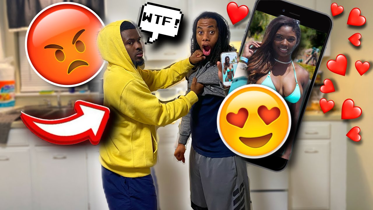 I put his girlfriend as my lockscreen 😳💔 ** WE ALMOST FOUGHT**
