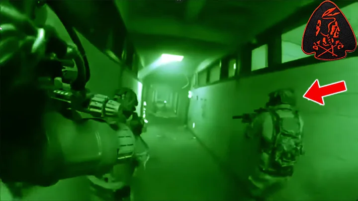 Seal Team 6 Raiding Al-Shabaab Compound (*MATURE A...