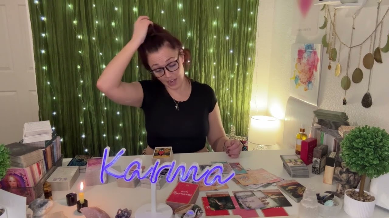 TAURUS ♉️OH THEY LOVE U, LOVE U! BOTH OF THEM WANT U. WHICH WAY WILL U GO? U ONLY HAVE EYES FOR ONE!