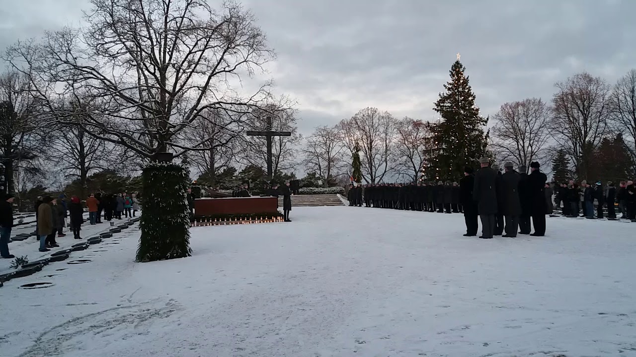 Seppeleen lasku Hietaniemen sankarihaudat 6.12.2017