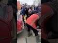 В Энергодаре рыбаки сегодня бесплатно раздавали рыбу жителям города.🇺🇦