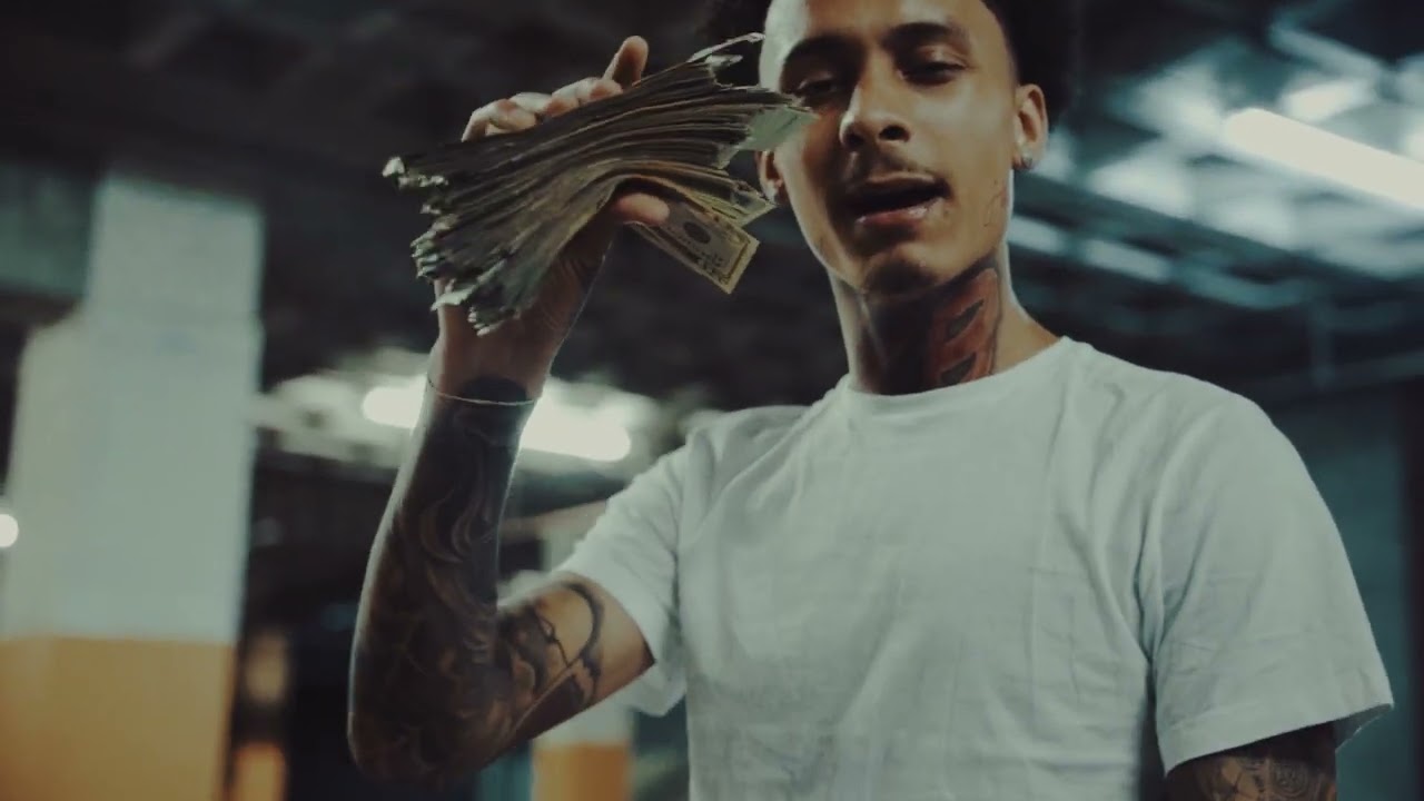 Sayless | Ian Lying | Official Video