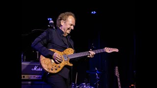 Lee Ritenour at the Tin Pan on May 9, 2023 playing 