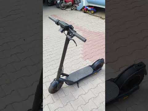 NAVEE N65 500W ELEKTRİKLİ SCOOTER (1 senelik kullanım )