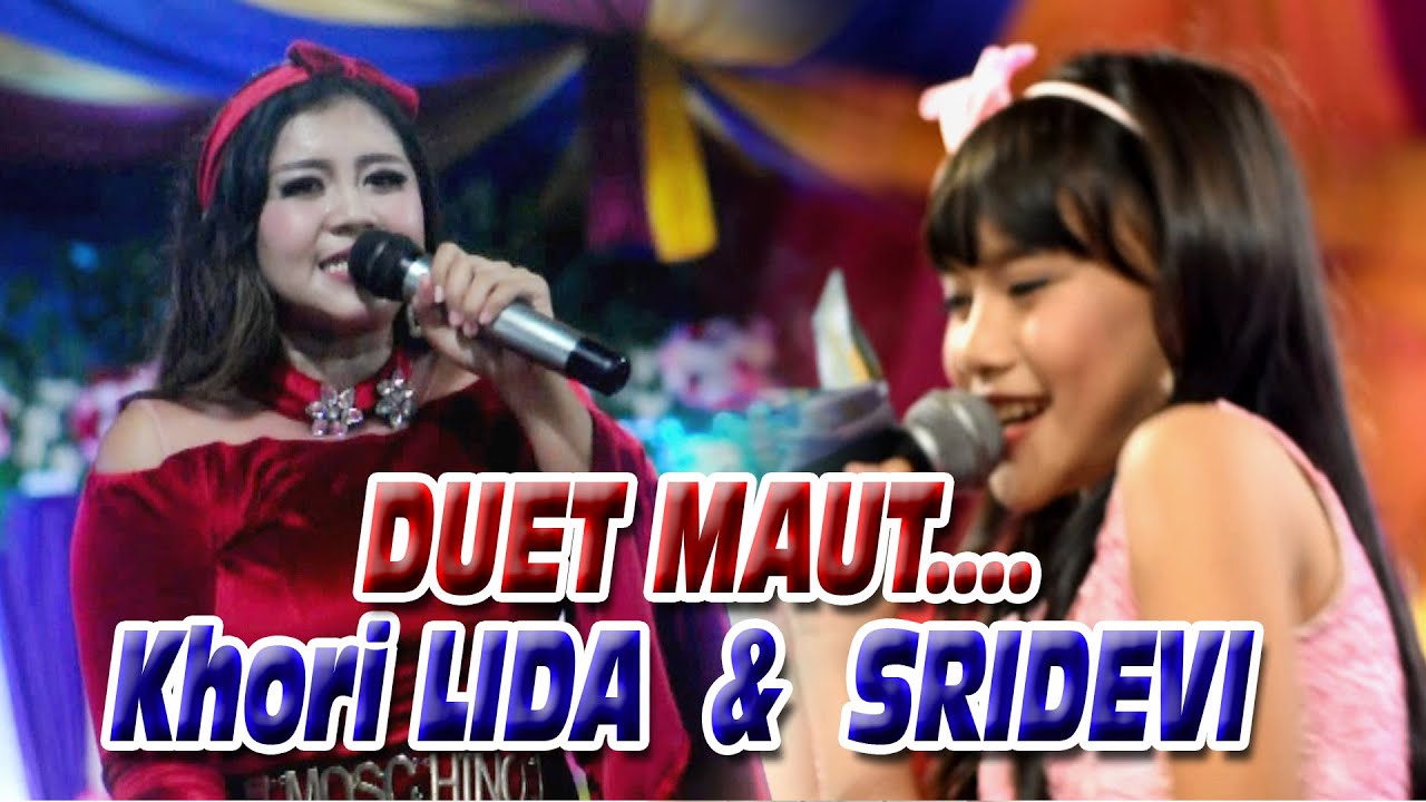 Duet maut... Khori LIDA & SRIDEVI saat manggung di kota Palembang