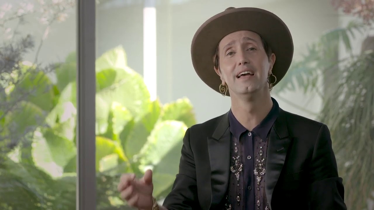 How to use Virtue Restorative Treatment Mask | Cosmetify