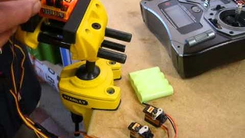 RCMF: Orange 3-axis flight stabilizer bench test part 1 of 2