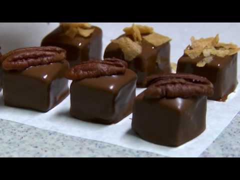 Video: Ist Es In Ordnung, Schokolade Im Kühlschrank Aufzubewahren? Cadbury Regelt Die Debatte