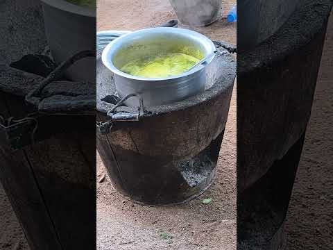 Mboga Ya Mrenda Ikiwa Jikoni Inaendelea Kuiva 